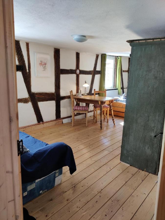 Gemuetliche Gaestezimmer In Einem Neu Sanierten Fachwerkhaus Sachsenheim Luaran gambar